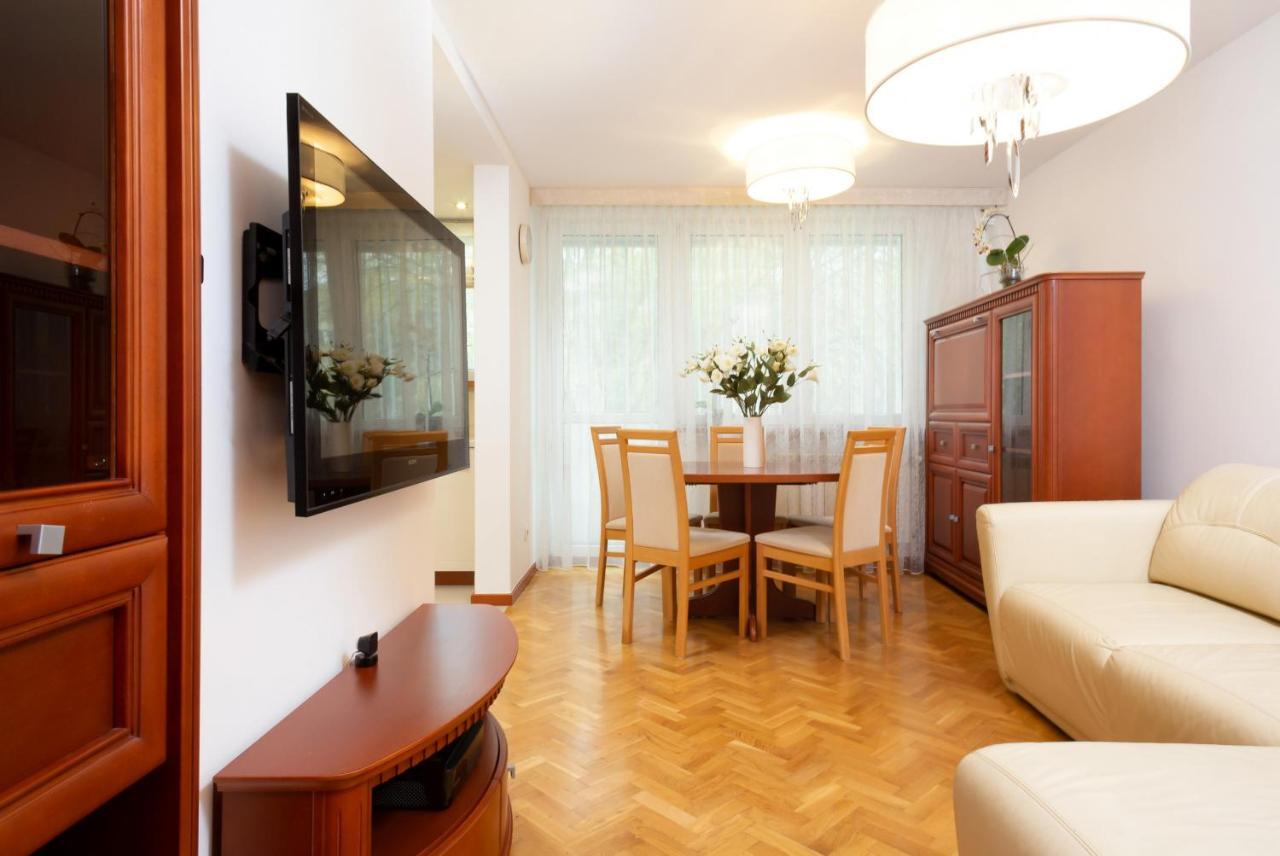 Two-Bedroom Family Apartment Esperanto Next To Klif By Noclegi Renters Warszawa Exteriör bild
